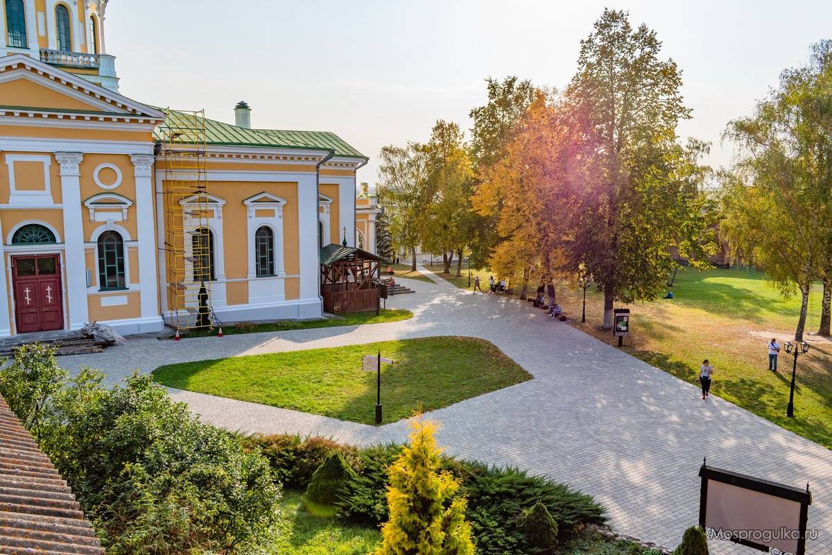 Заповедник зарайский кремль. Зарайский Кремль (музей). Зарайский Кремль Зарайск. Государственный музей заповедник Зарайск. Зарайский Кремль музей фото.