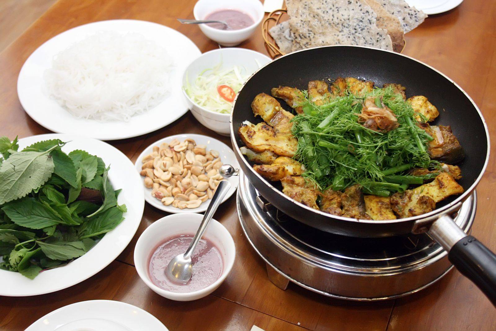 ᐉ блюда из мяса собак, рестораны ханоя, вьетнам - обзор - amsterdamtravel.ru