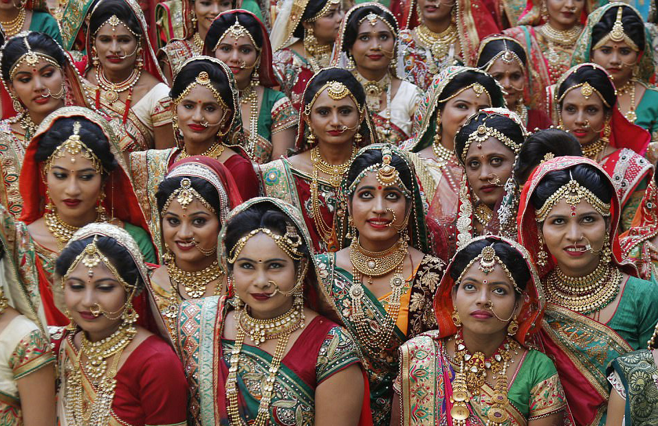 Индийцы – народ ярких красок
