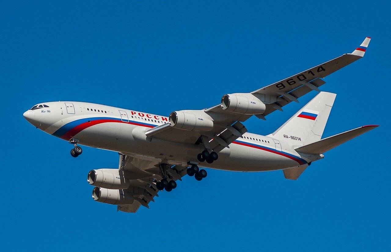 Президентский Ил-96: фото