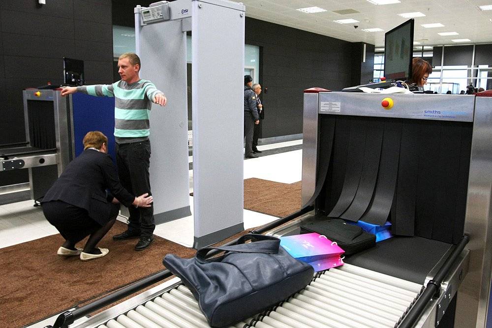 Досмотр багажа в аэропорту. как и чем проверяют багаж и ручную кладь?