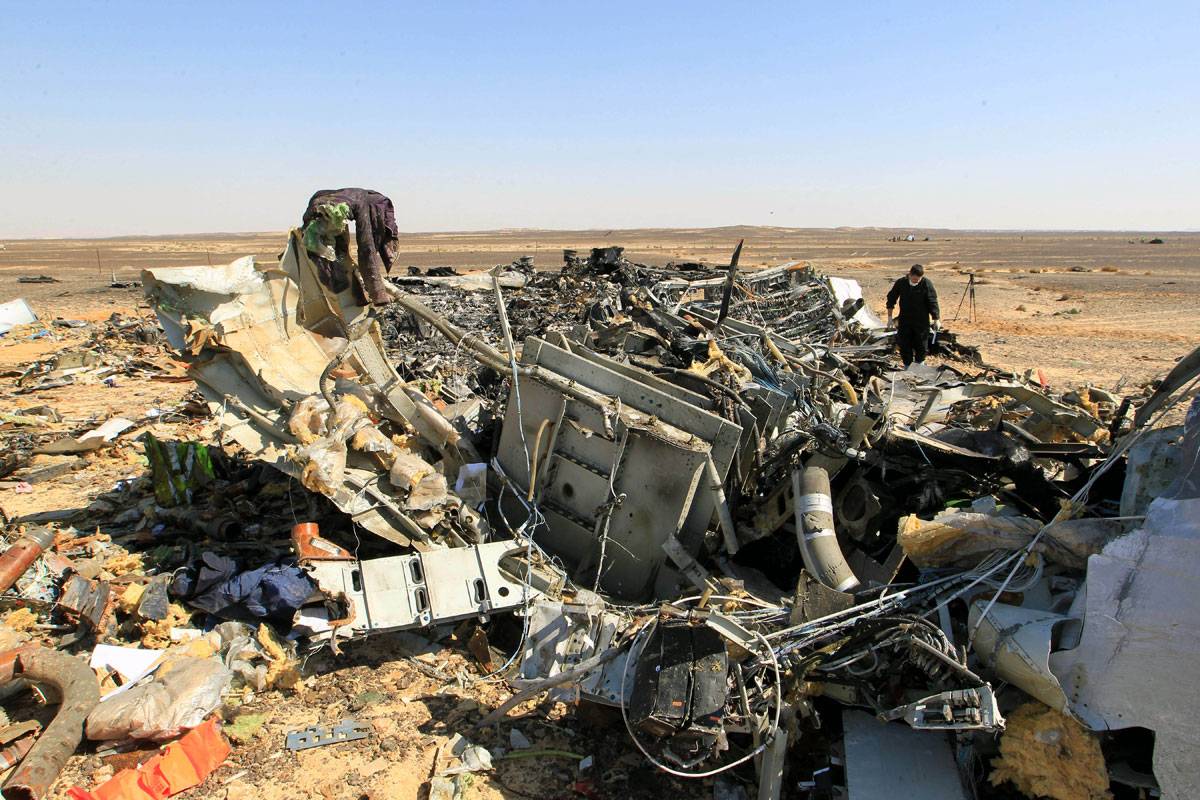Крушение российского пассажирского самолета в египте. расследование. авиакатастрофа. падение лайнера рф