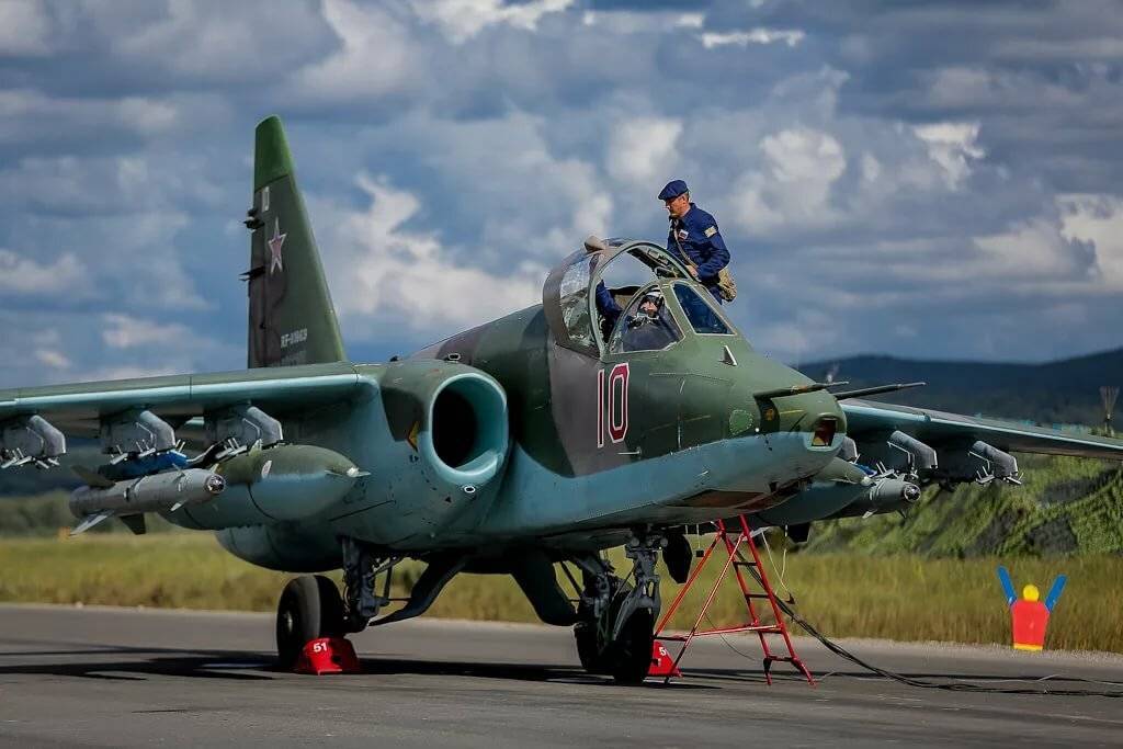 Штурмовик су-25 «грач»