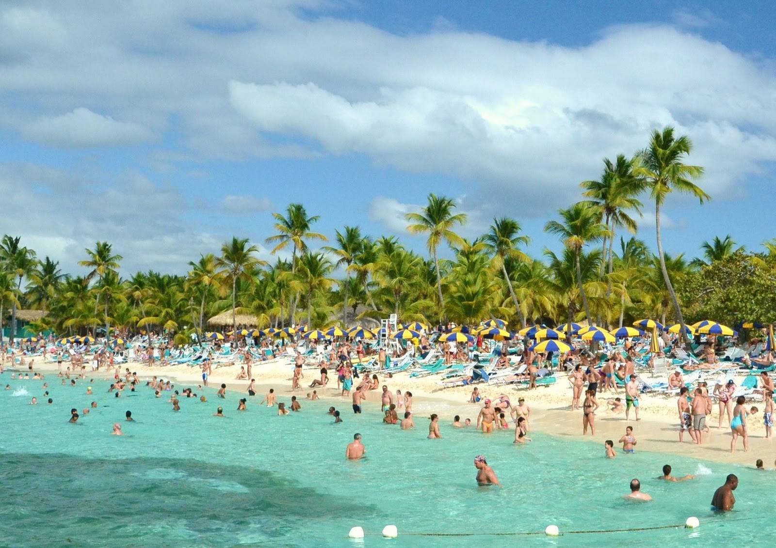 Когда лучше ехать в доминикану: сезоны для отдыха по месяцам