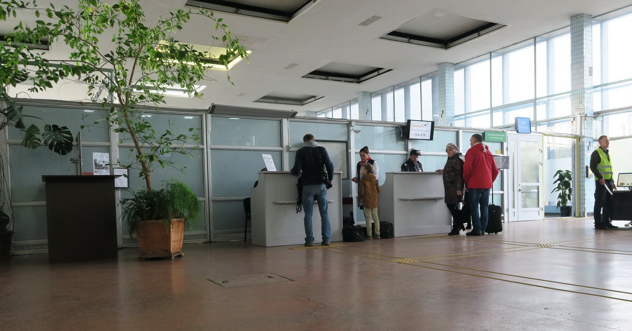 Аэропорт псков (кресты): описание, адрес и телефоны, официальный сайт, другие аэропорты псковской области