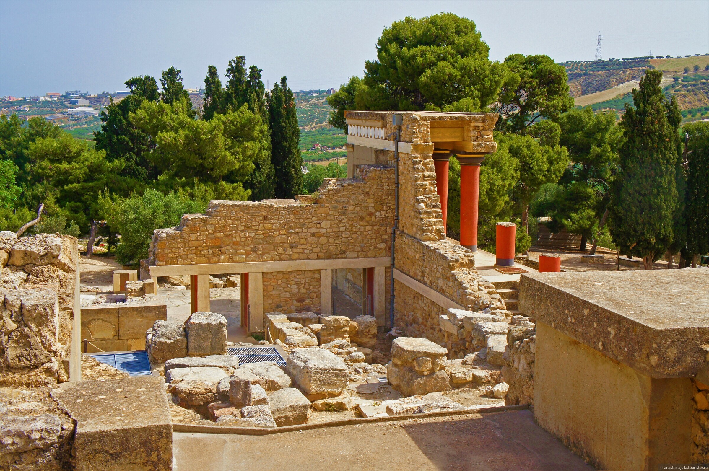 Кносский дворец и лабиринт минотавра на острове крит