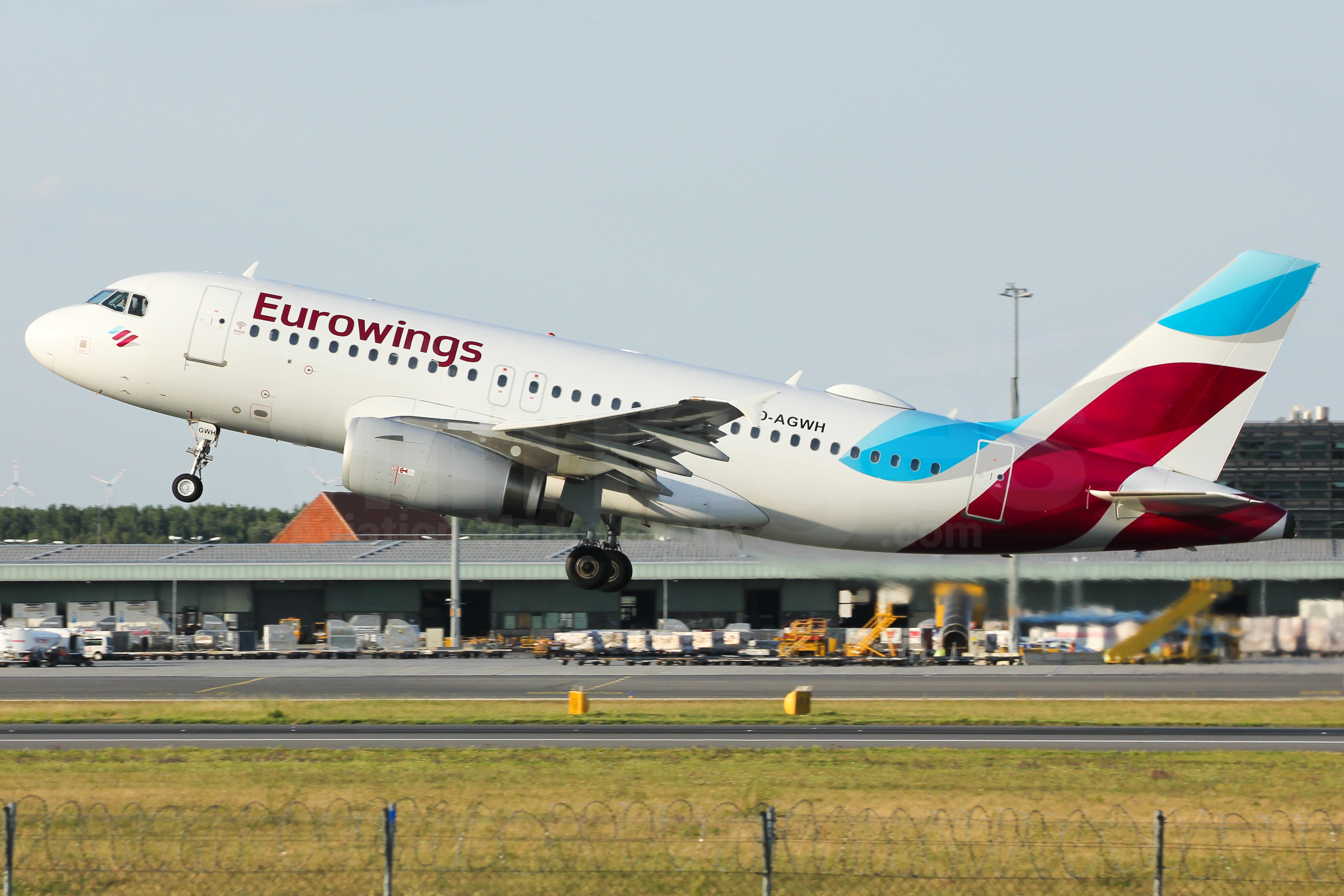 Авиакомпания eurowings | «лоукостеров» - поиск билетов на 2023 год