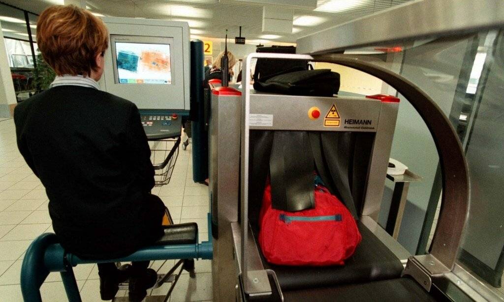 Какую проверку проходит багаж в аэропорту и ручная кладь
