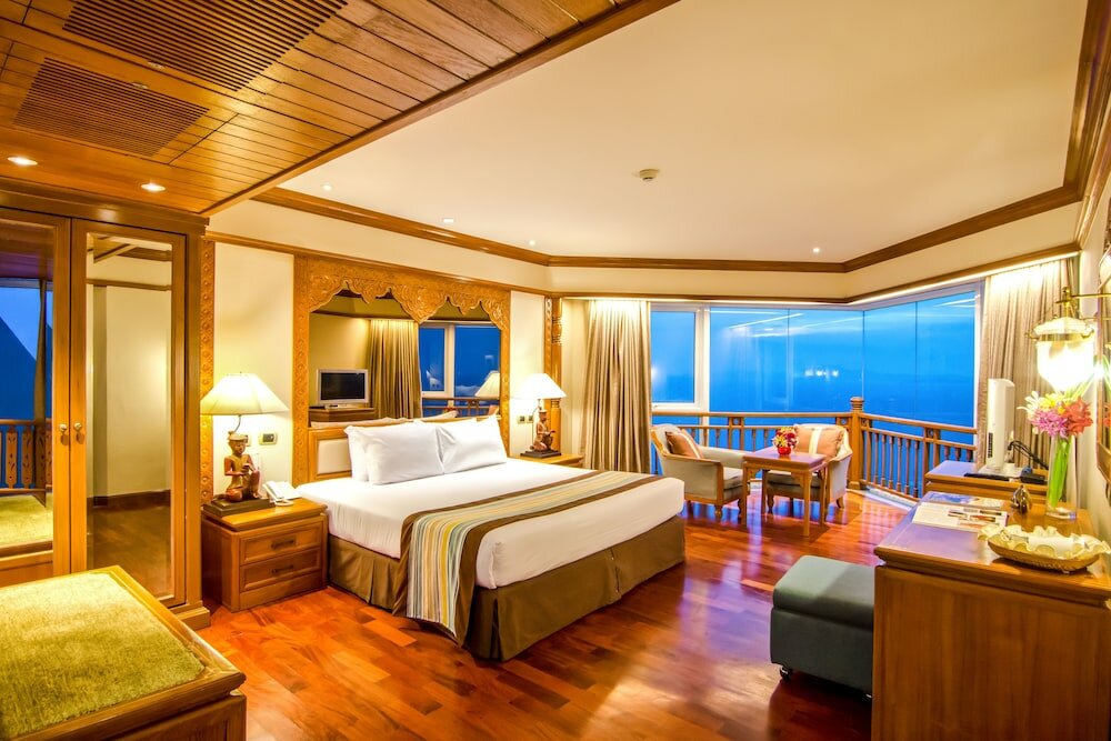 Отели северной паттайи: обзор гостиниц у лучшего в городе пляжа вонгамат