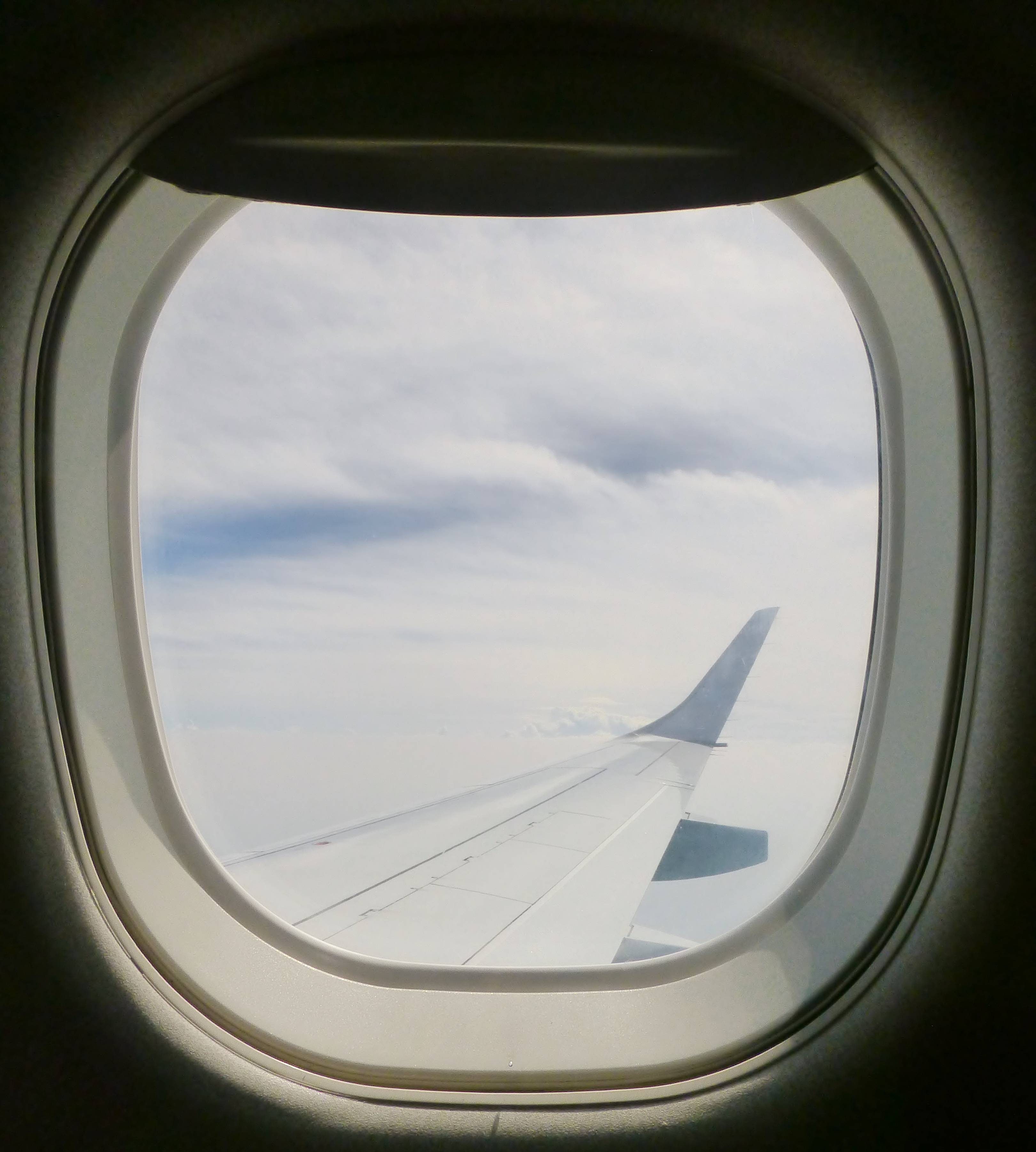 Чисто теоретически: что случится, если выбить окно в самолете