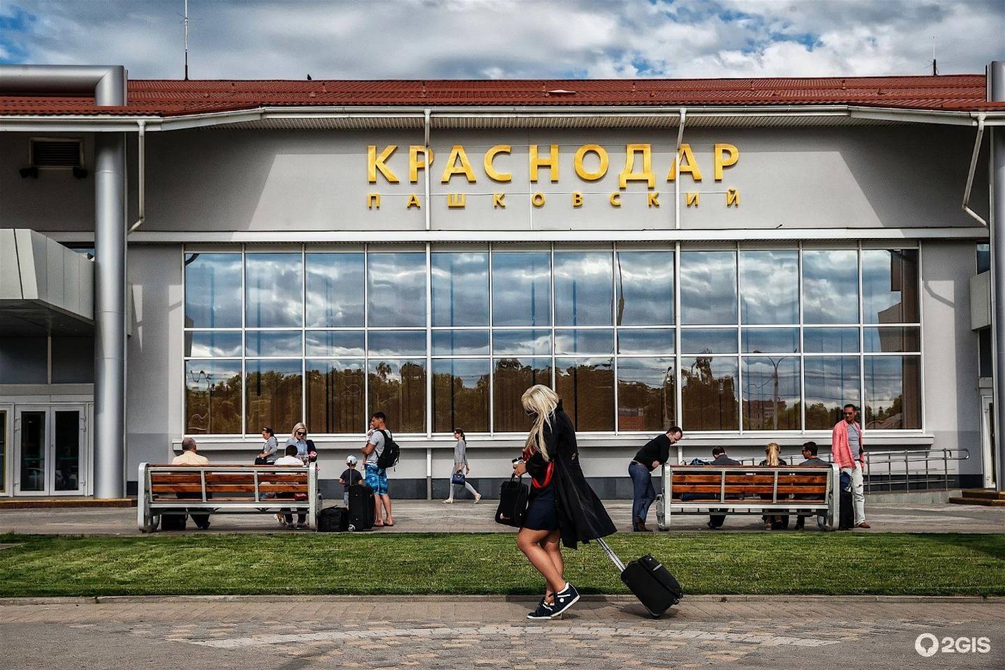 Аэропорт краснодар пашковский (krr)