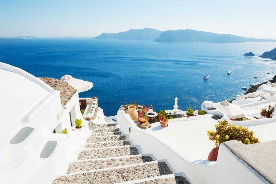 Куда лучше поехать в июне? конечно в грецию!