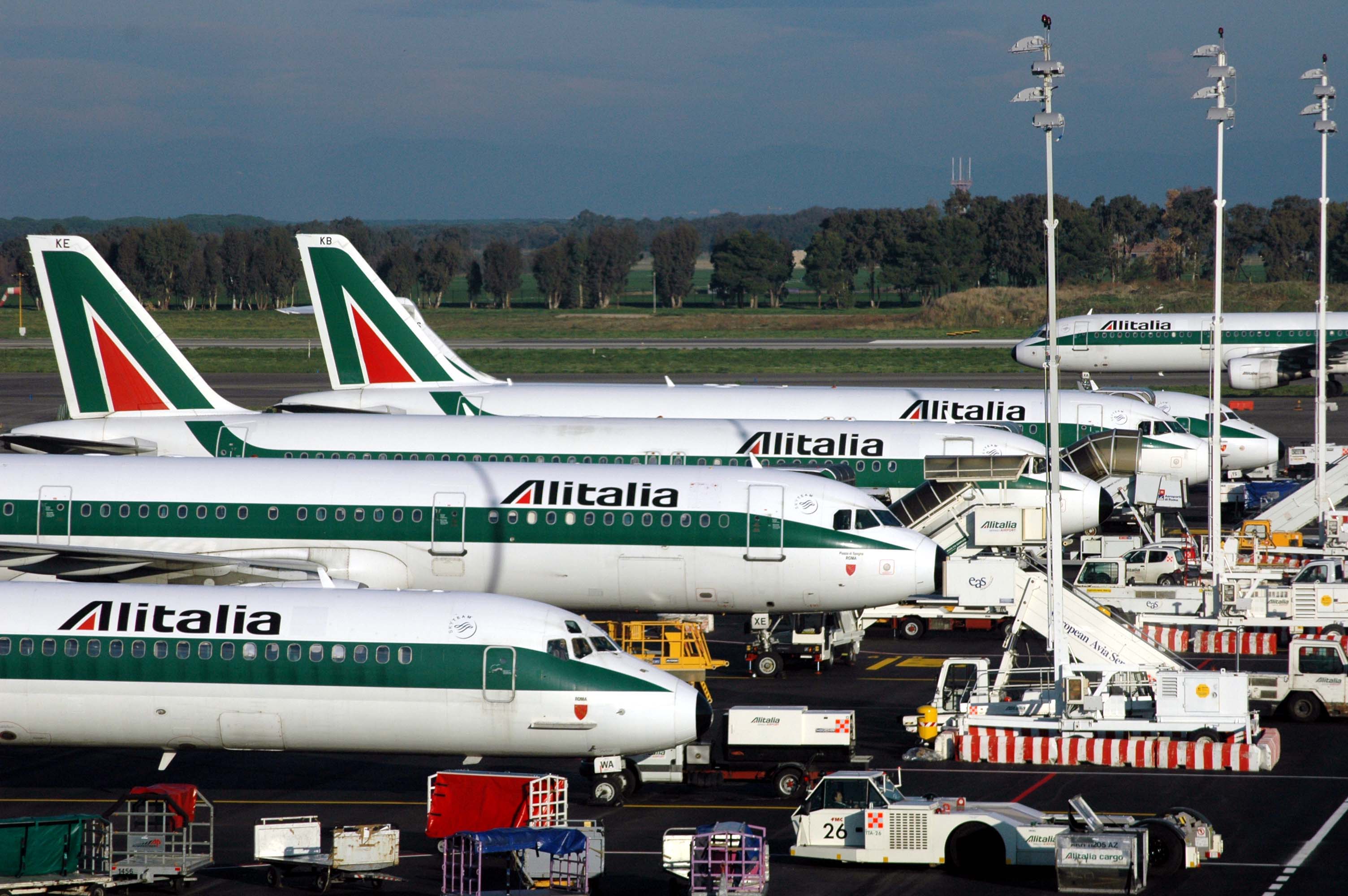 Alitalia – национальная авиакомпания италии (az)
