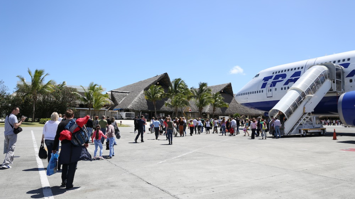 Все об аэропорте пунта-кана в доминикане (puj mdpc): онлайн табло с расписанием