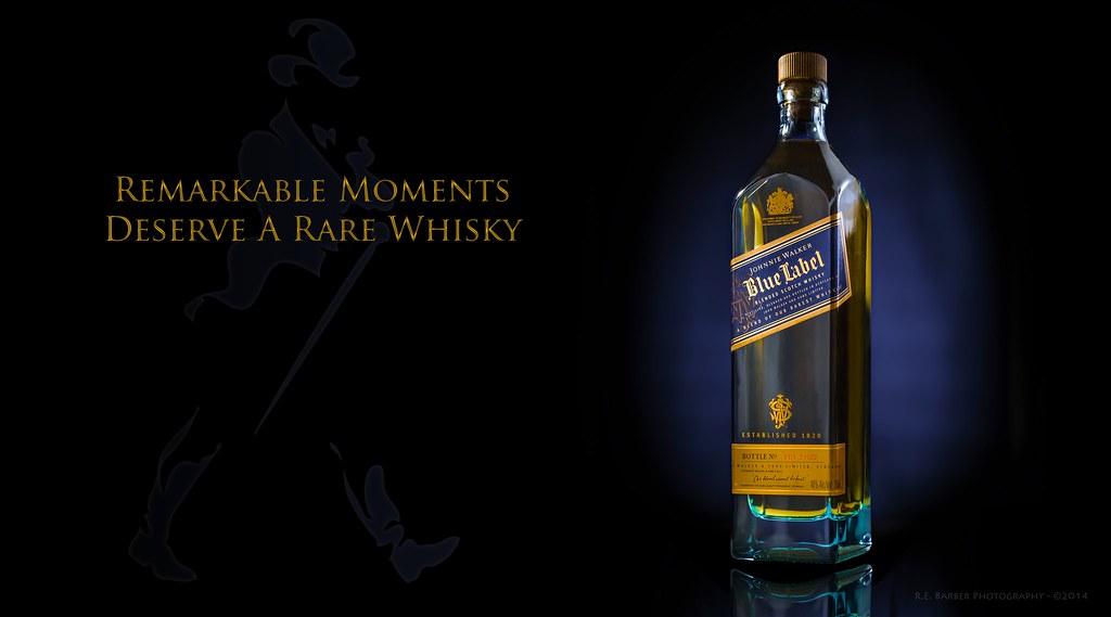 Джонни уокер 3. Johnnie Walker Red Label. Джонни Уокер (актёр). Blue Label виски реклама. Блю лейбл виски в Пятерочке.