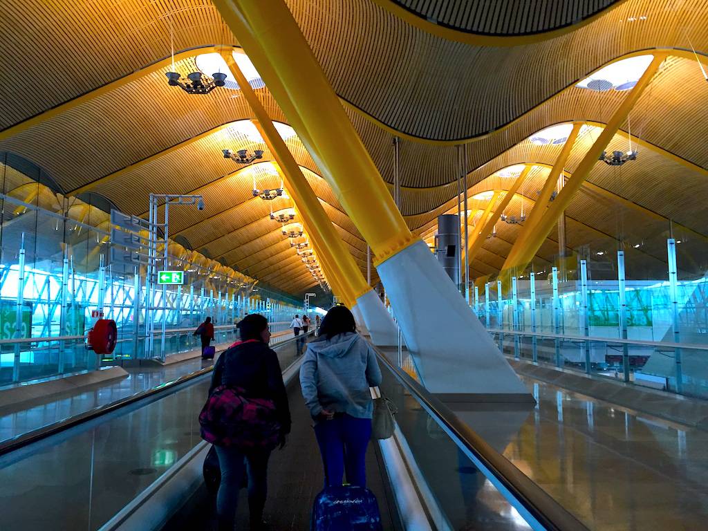 Международный аэропорт в мадриде: фото и описание, терминалы, рейсы и отзывы пассажиров