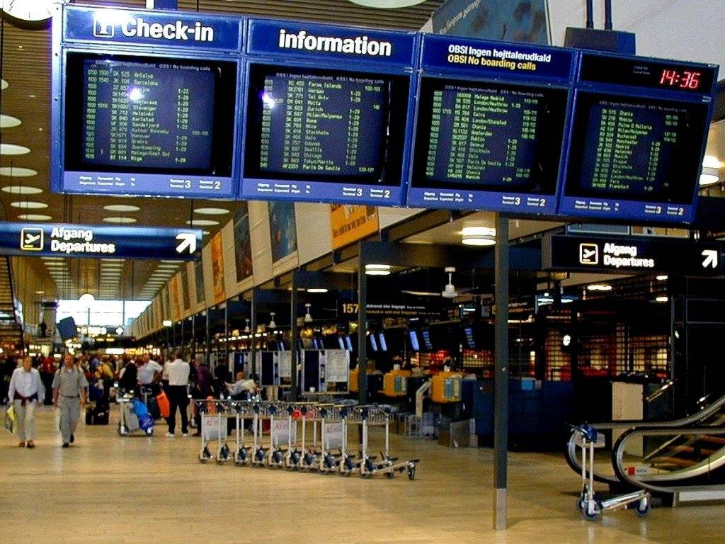 Аэропорты в копенгагене, дания. советы путешественникам: пересадочные рейсы, как добраться до аэропорта