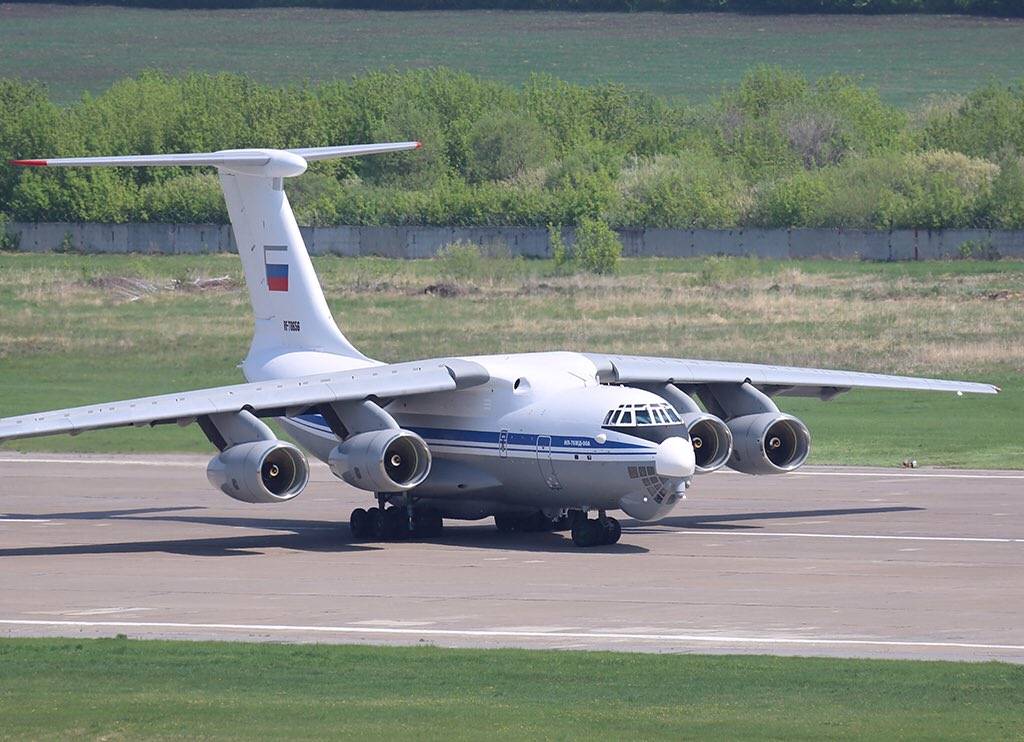 Ил-76: универсальный «грузовик»