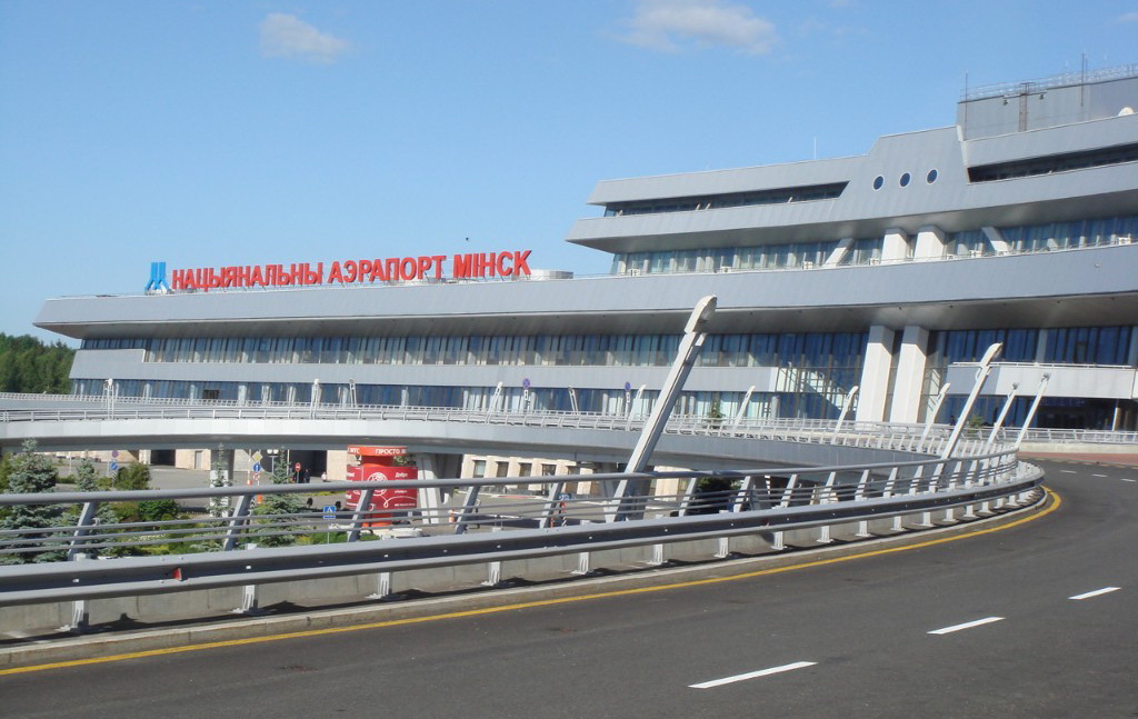 Национальный аэропорт минска