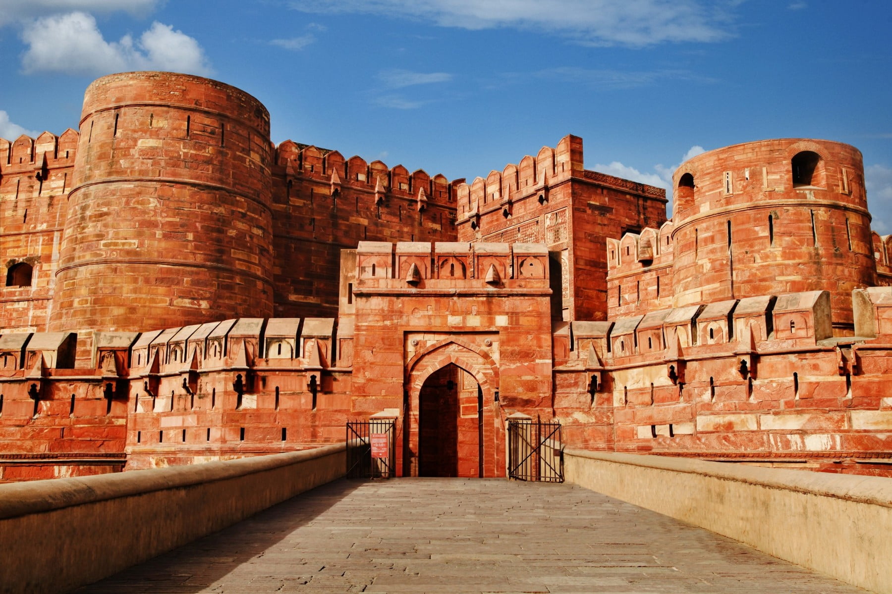 Красный форт в агре — память об империи великих моголов
