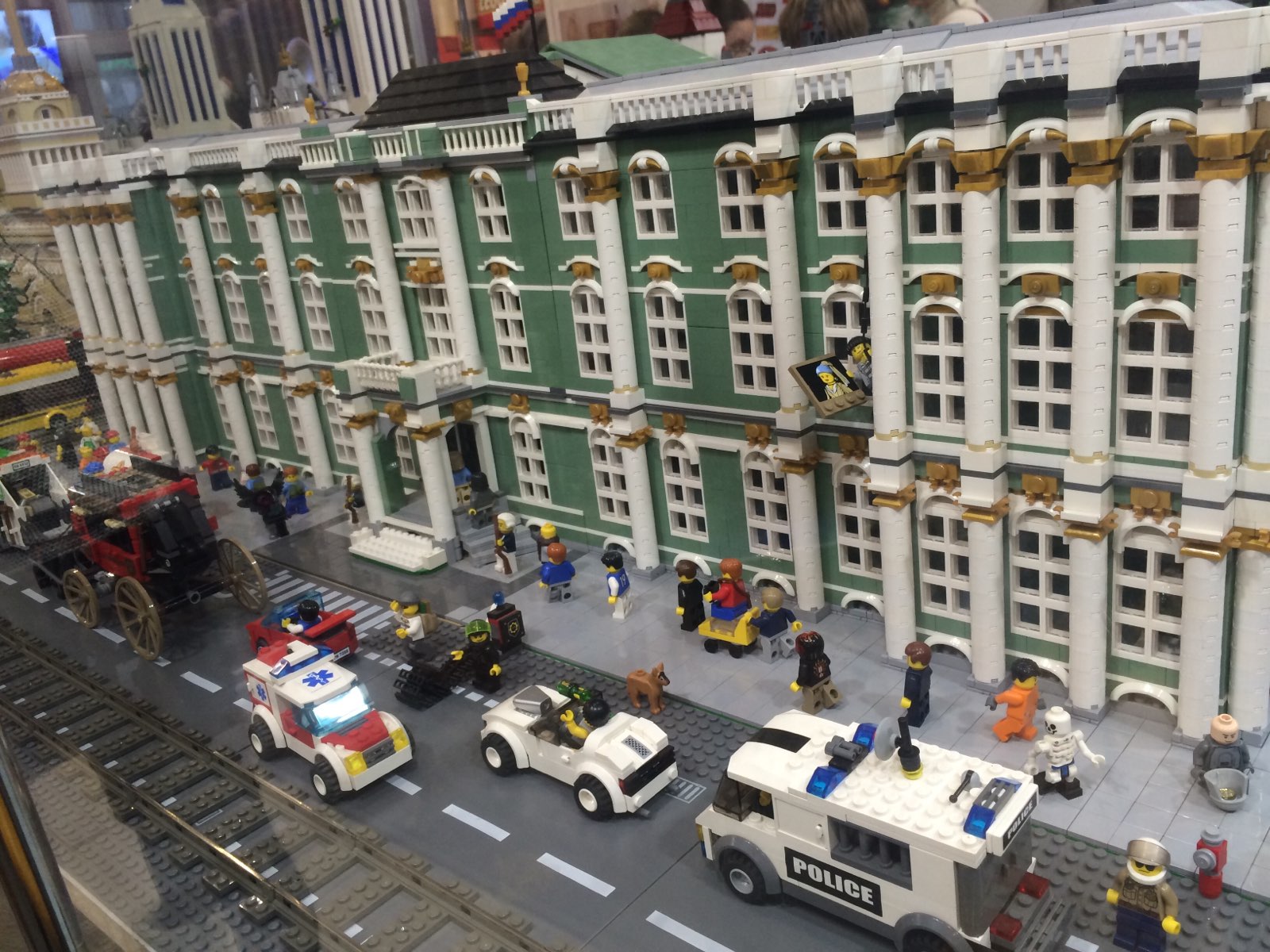 Музей-выставка lego в санкт-петербурге