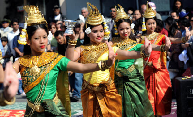 Камбоджа – государство, достопримечательности, культурные особенности, штрафы, национальные праздники, кухня, шопинг