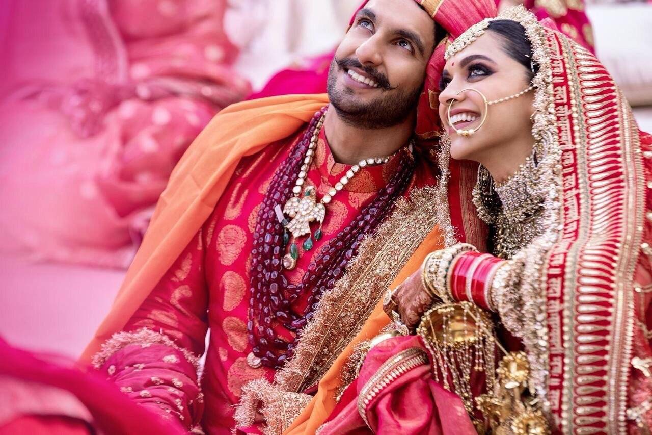Свадьба в индийском стиле: традиции, декор, наряды