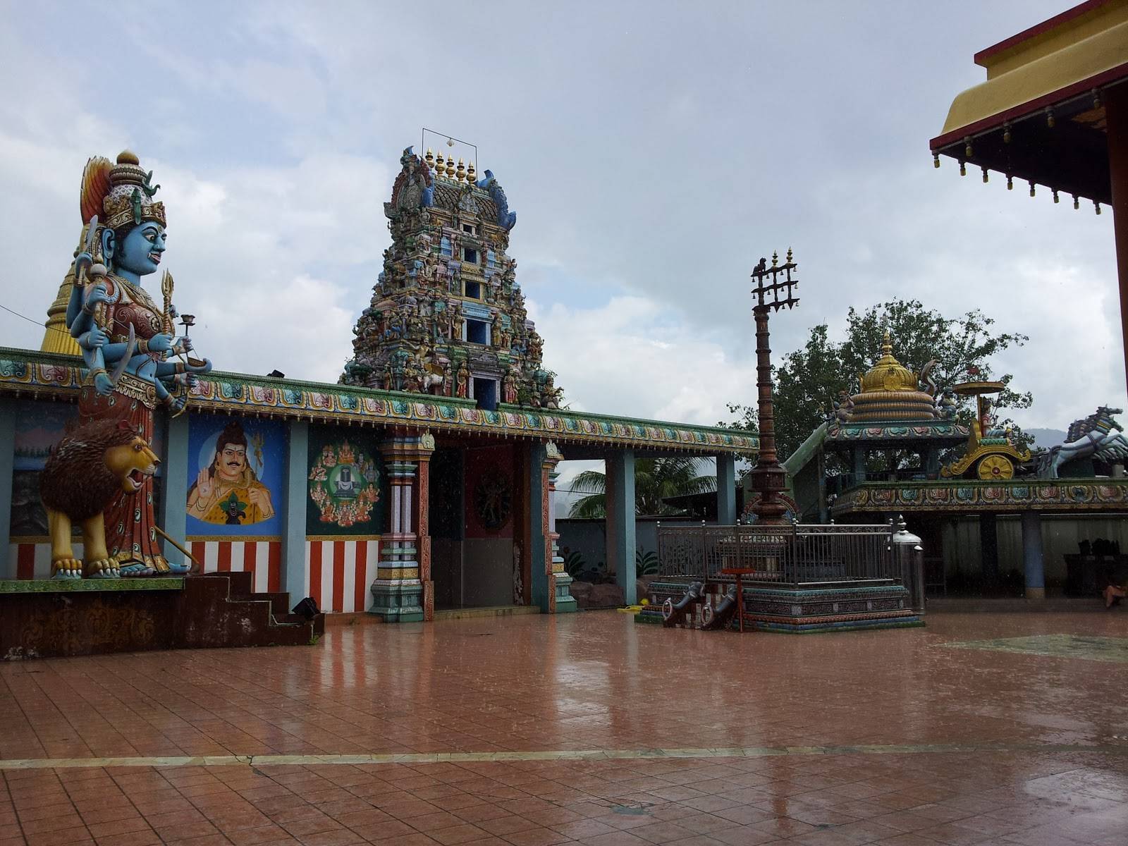 Храм шри бхагавати