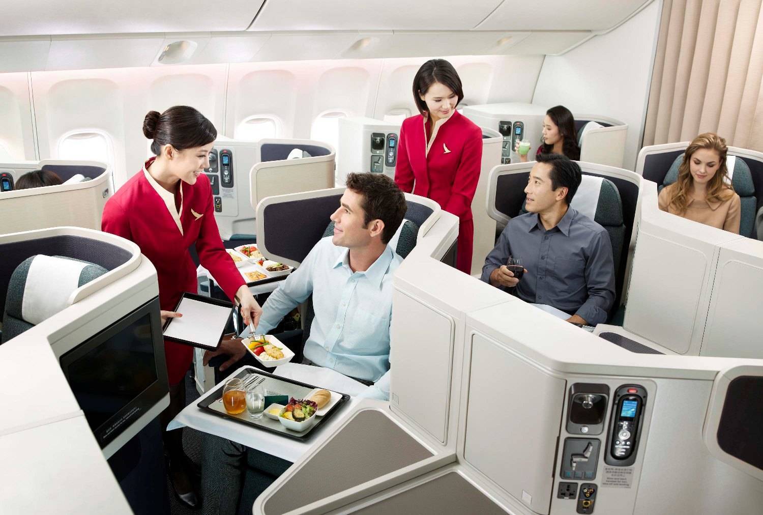 Классы обслуживания в самолетах, классы авиабилетов: эконом, бизнес, комфорт