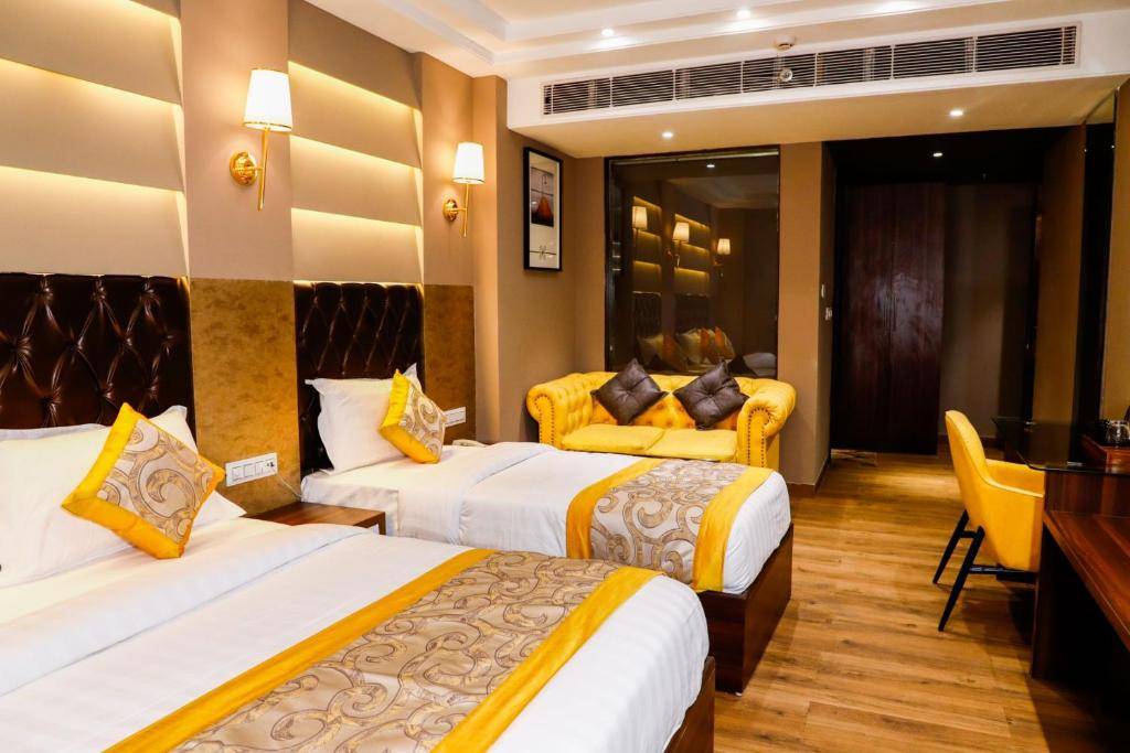 The prime balaji deluxe @ new delhi railway station hotel