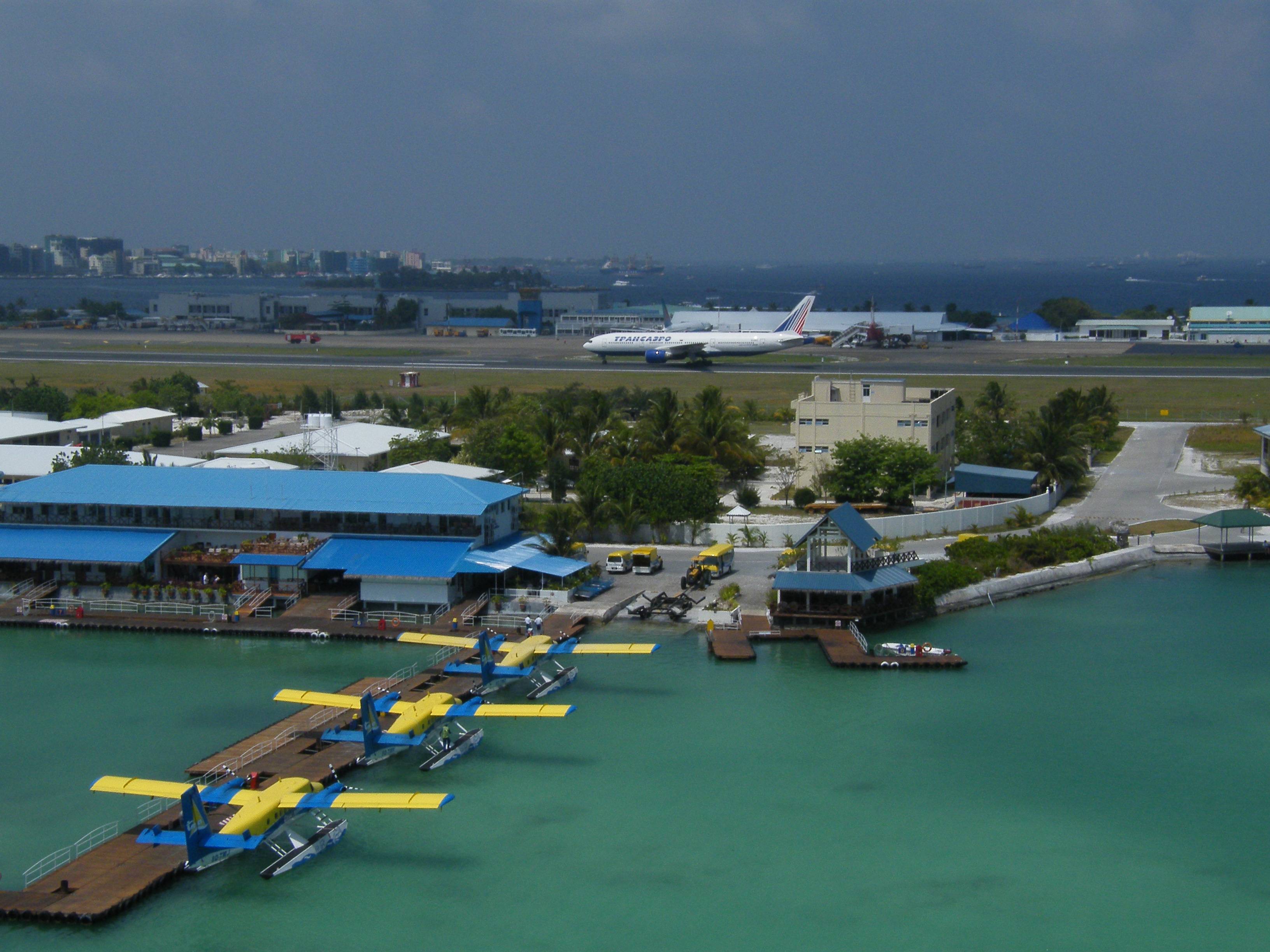 Список аэропортов на мальдивах - list of airports in the maldives - abcdef.wiki