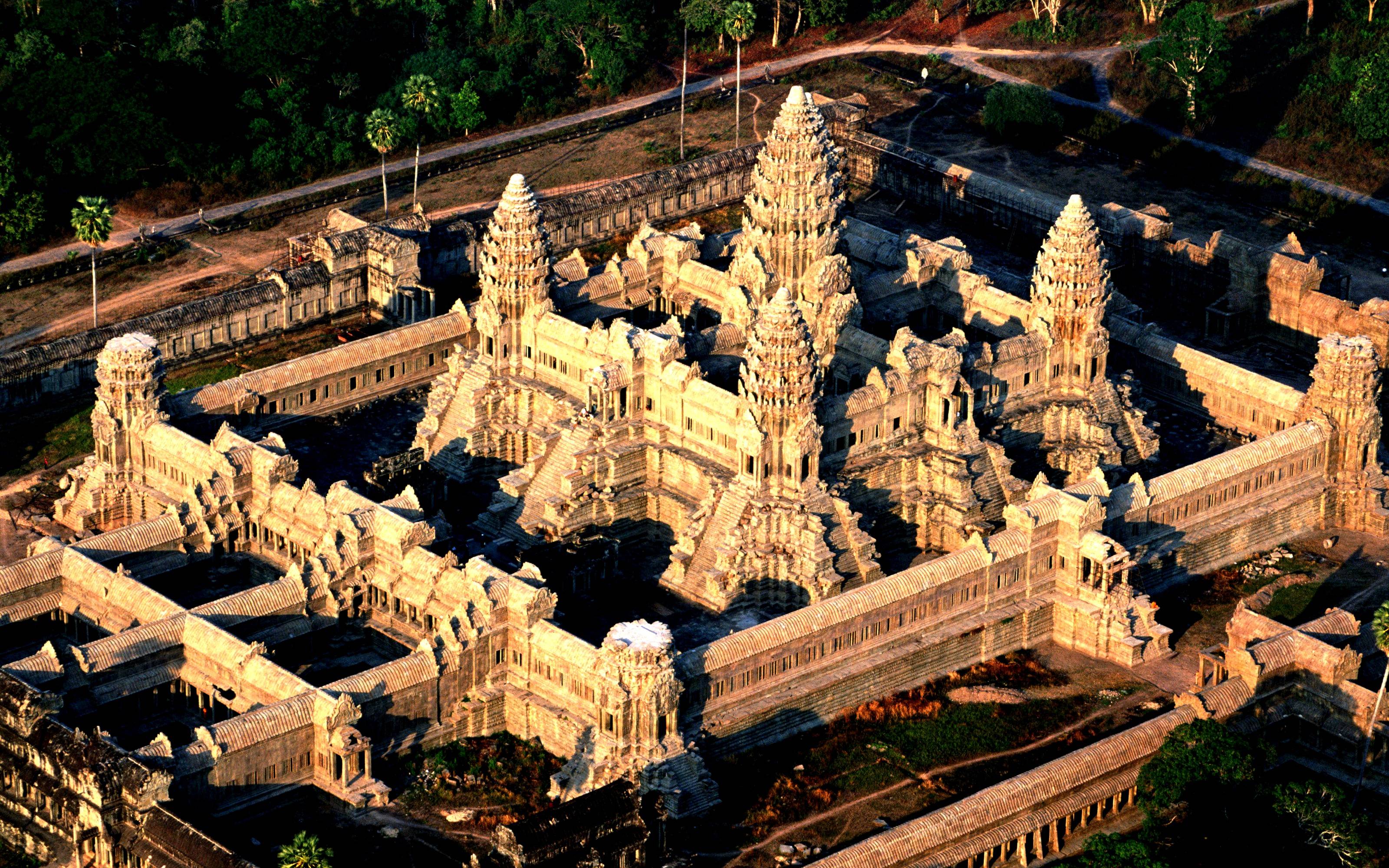 Храм ангкор ват (angkor wat)- самый знаменитый храм камбоджи