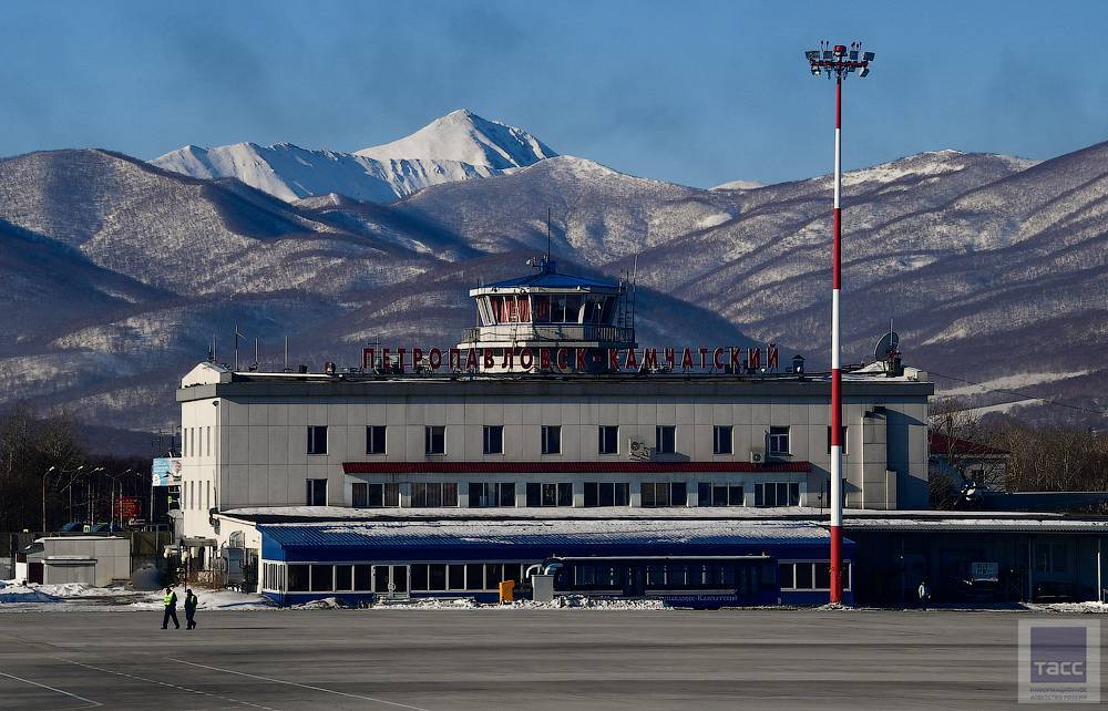 Аэропорт «елизово», петропавловск-камчатский. онлайн-табло прилетов и вылетов, расписание 2021, гостиница, как добраться на туристер.ру