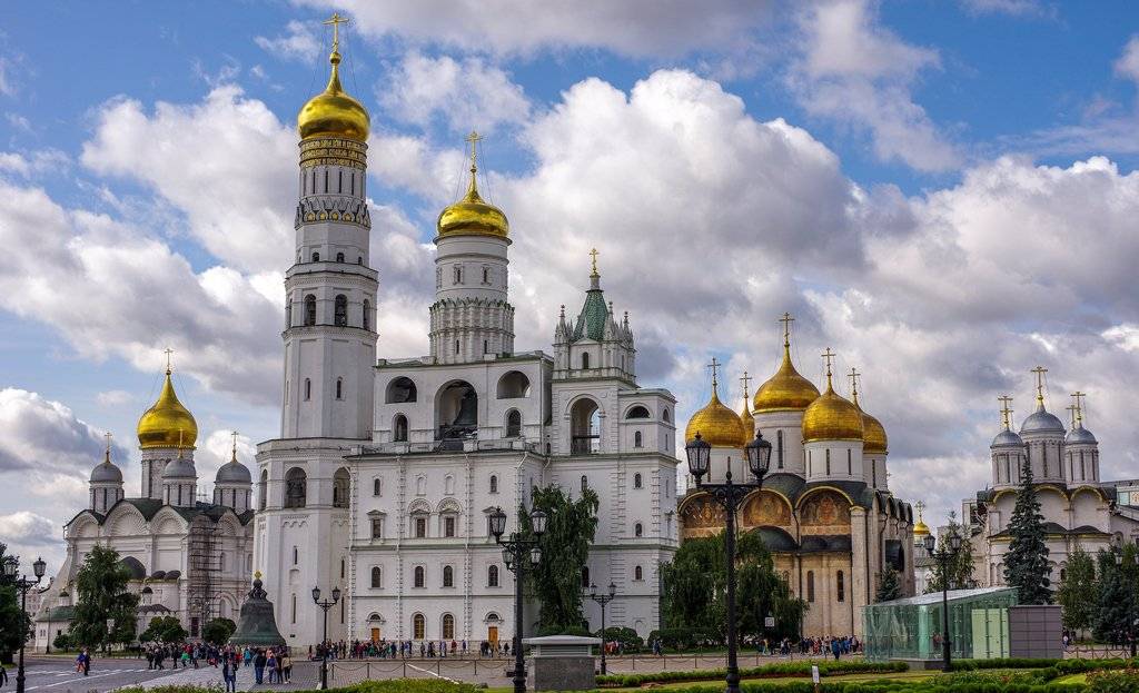 Московский кремль: оружейная палата и ансамбль соборной площади. наш отзыв