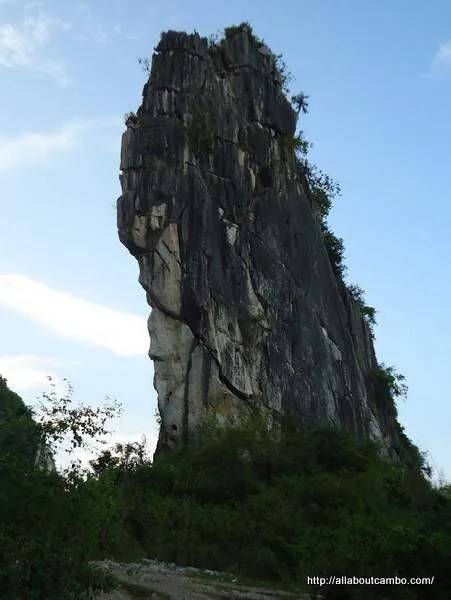 Пещеры бату – уникальный храм в куала-лумпуре, малайзия
