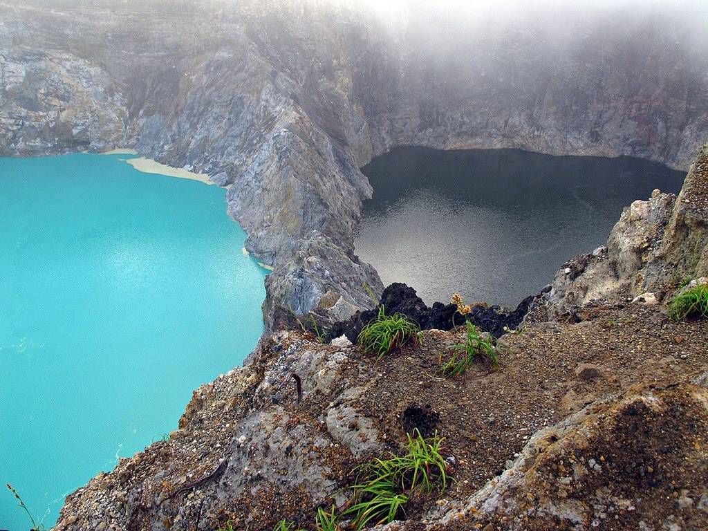 Озера келимуту: невероятные чудеса индонезийского вулкана