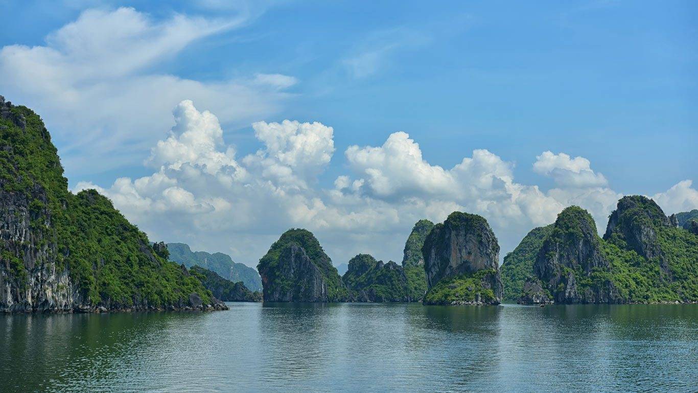 Бухта халонг (вьетнам). краткий обзор для туриста