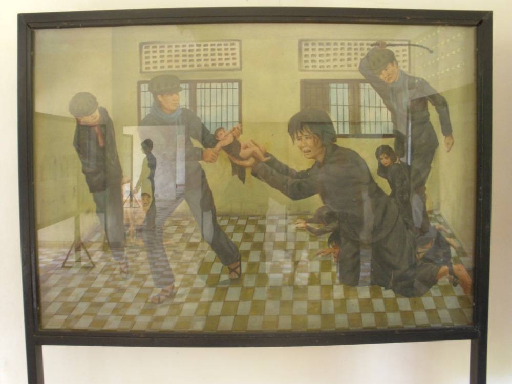 Музей геноцида тюрьма s-21 (туол сленг) в пномпене — фотографии лиц и улиц