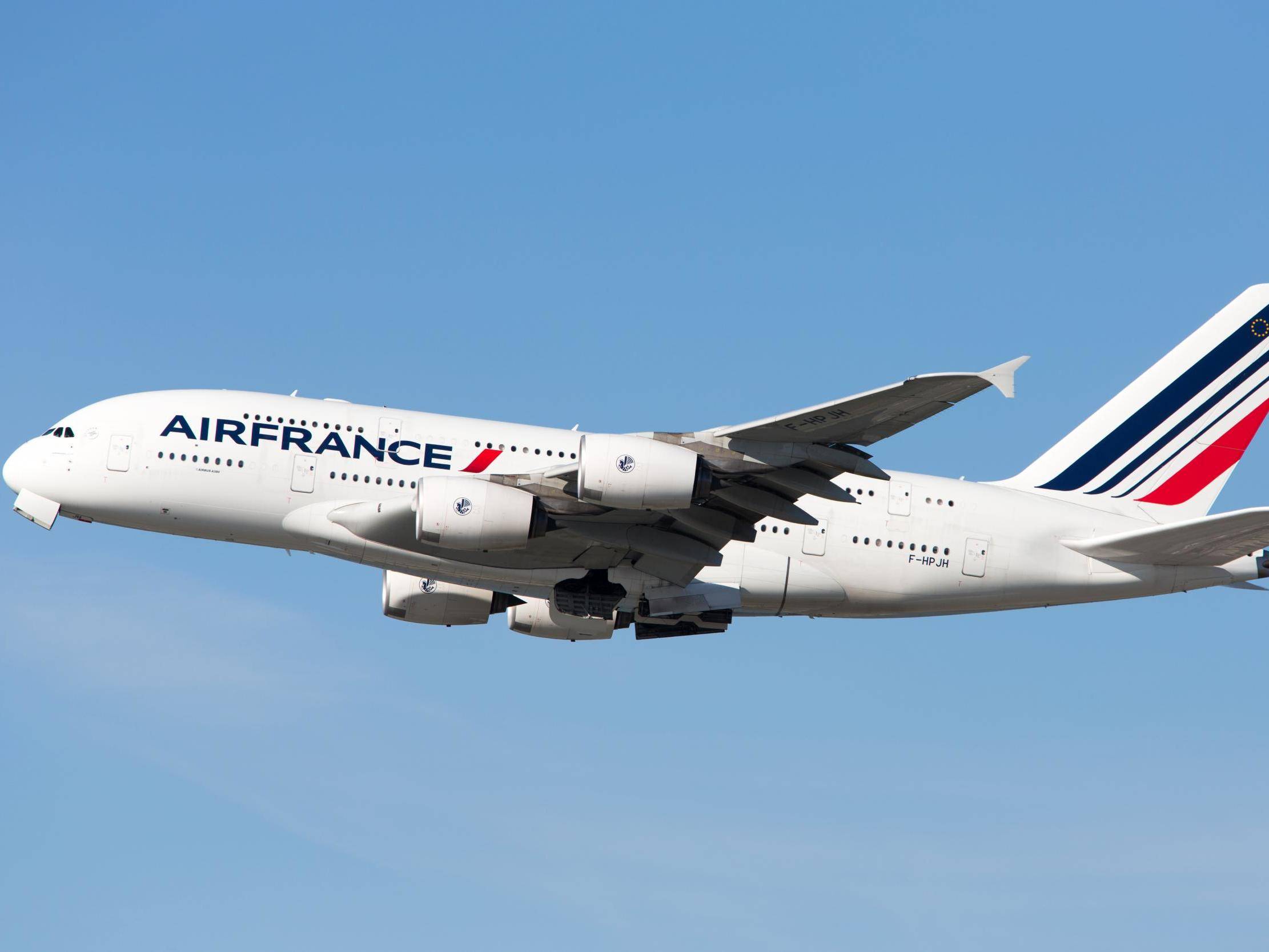Эйр франс авиакомпания - официальный сайт air france, контакты, авиабилеты и расписание рейсов французские авиалинии 2023