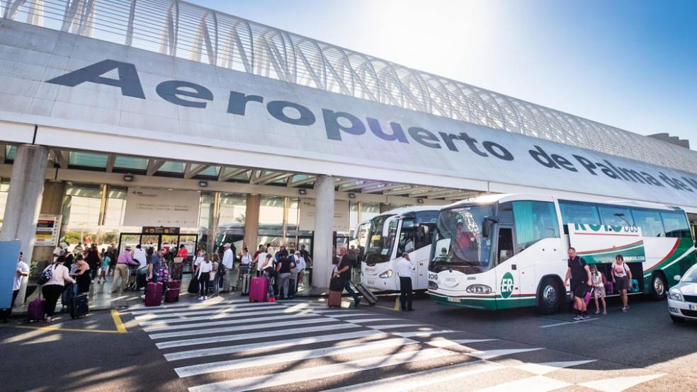 Аэропорт пальма-де-майорка в испании: как добраться из него до центра города и других населенных пунктов