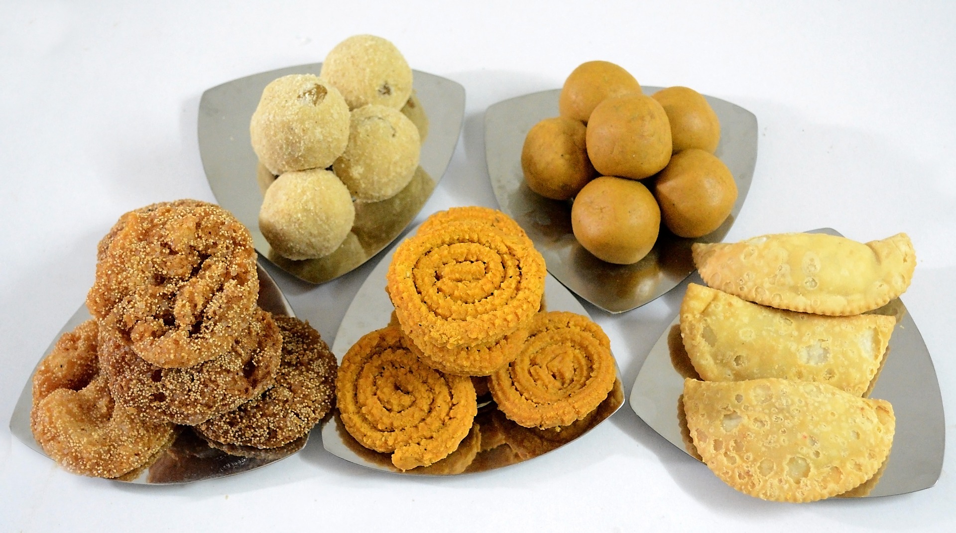 Рецепт: ладу - настоящие индийские сладости | первый вегетарианский