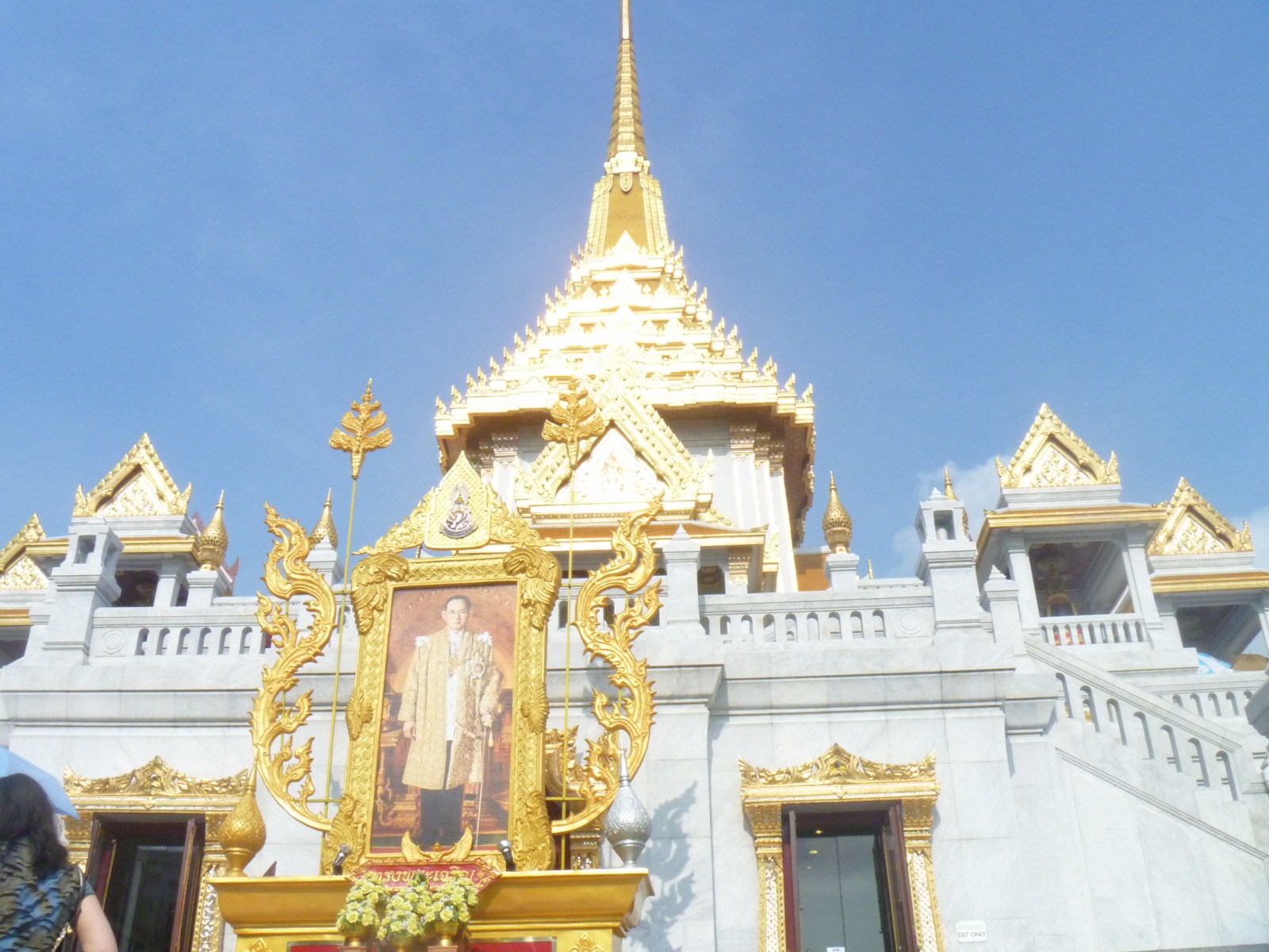 золотой будда в бангкоке