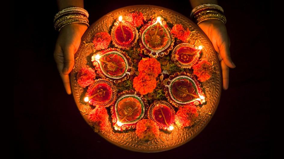 Яркий индийский праздник дивали – фестиваль огней. самые необычные традиции празднования победы добра над злыми силами