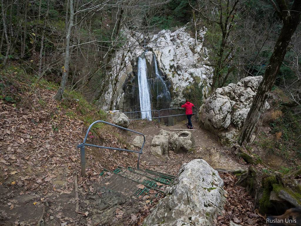 Агурские водопады, сочи, краснодарский край. как добраться, фото, маршрут, экскурсии, отели – туристер.ру
