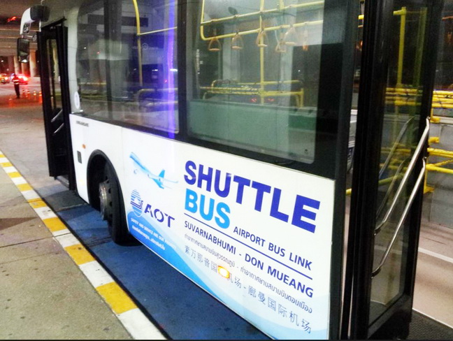 Автобусы из аэропорта бангкока. Автобус Бангкок. Такси из Бангкока до Паттайи. Автобус из Бангкока в Паттайю. Автобус в Паттайю из Суварнабхуми.