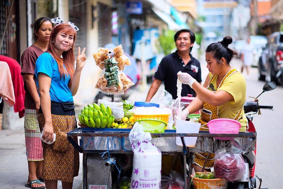 Традиции и обычаи таиланда: вай, улыбки, буддизм и бытовые привычки местных жителей