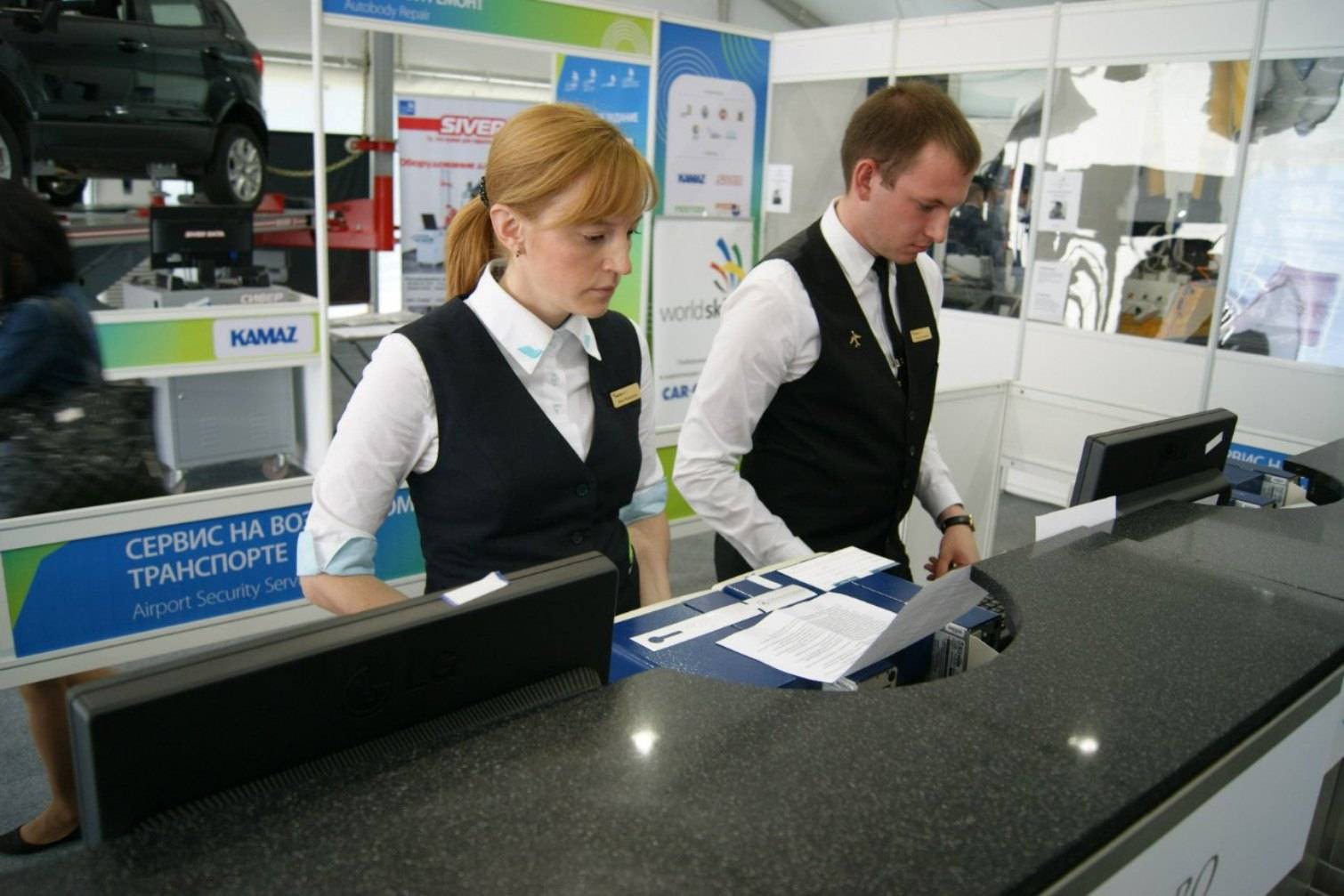 Работа в аэропорту домодедово официальный список свежих вакансий