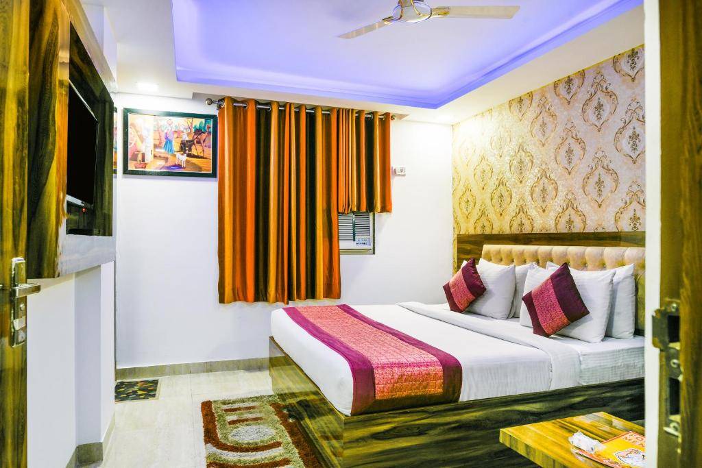 Find hotels in mahipalpur, delhi from $32