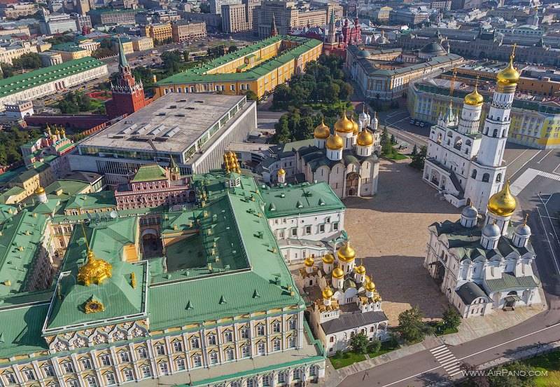 Соборная площадь московского кремля: история, фото, объекты