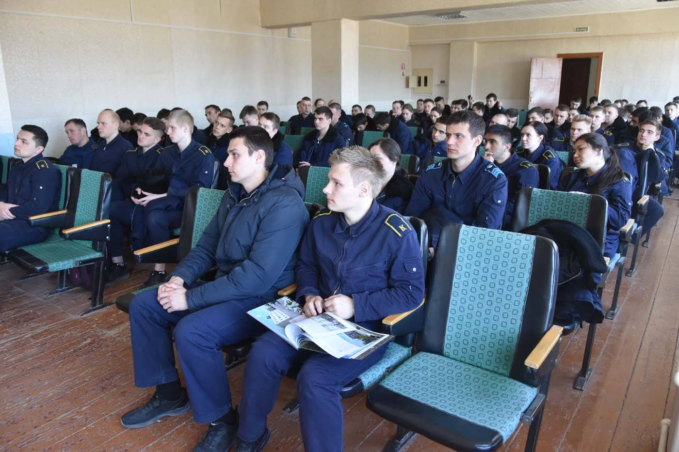 Краснодарское высшее военное авиационное училище летчиков имени а.к.серова